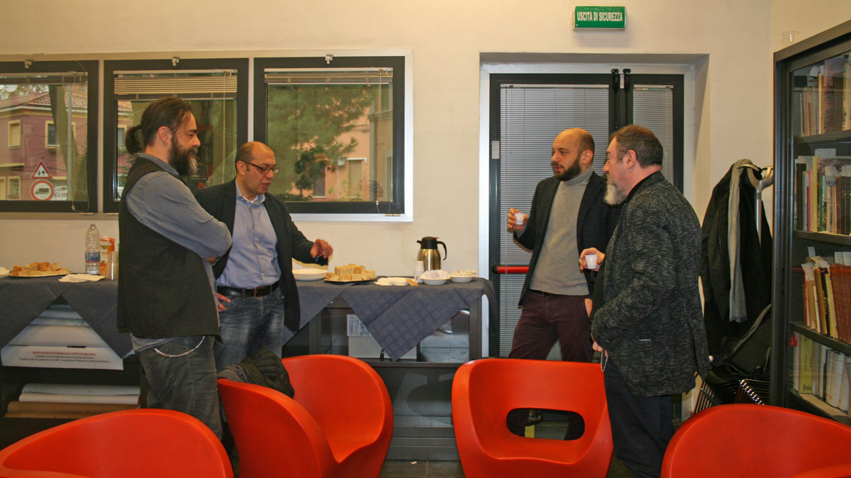 25 novembre - Francesco Strazzari, Fabio Abagnato, Giovanni Tizian e Carlo Lucarelli discutono prima del dibattito della mattinata
